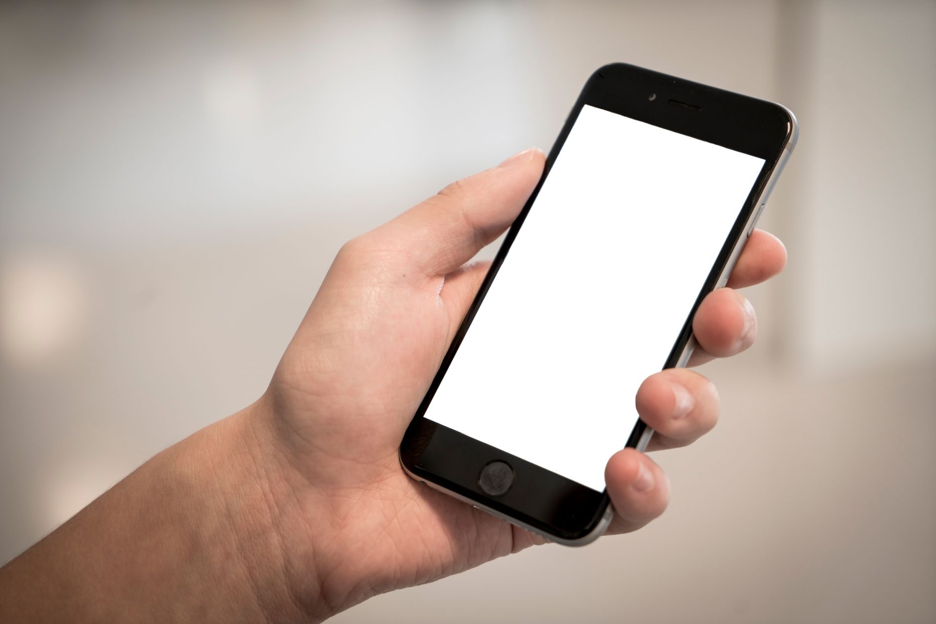 Cách kiểm tra iPhone cũ còn zin hay đã sửa trước khi mua