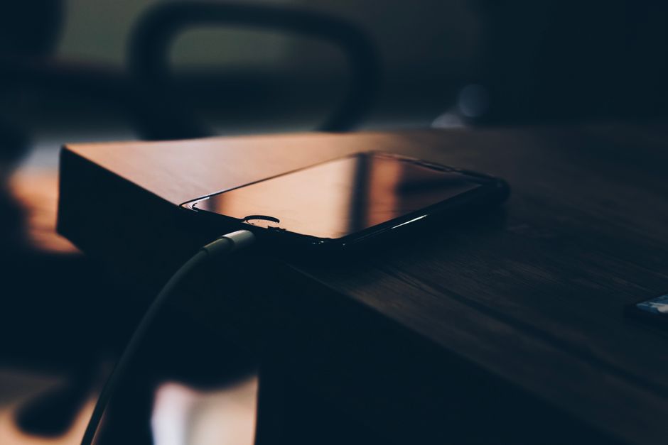 So sánh iPhone 18 Pro và iPhone 17 Pro: nên chọn máy nào?